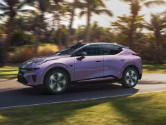 Buyers Placed 14,663 Orders for the Lynk & Co 02 in Its First Hour of Sales pic #9734