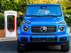 Mercedes-Benz Opens US Orders for 2027 G 580 Electric with Native NACS Port pic #9753