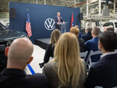 Volkswagen Begins Production of 2027 Atlas at Chattanooga Plant pic #9856
