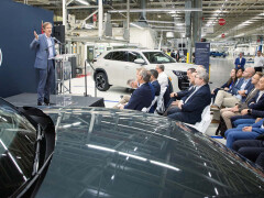 Volkswagen Begins Production of 2027 Atlas at Chattanooga Plant pic #9857