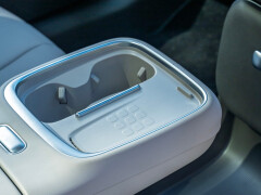 2026 Aion UT Electric Hatchback Debuts in Europe With 201 HP and 60-kWh LFP Battery pic #9866