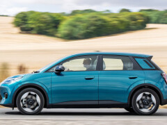 2026 Aion UT Electric Hatchback Debuts in Europe With 201 HP and 60-kWh LFP Battery pic #9877