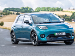2026 Aion UT Electric Hatchback Debuts in Europe With 201 HP and 60-kWh LFP Battery pic #9887