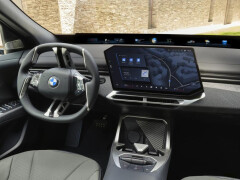 BMW Unveiled the Neue Klasse iX4 Coupe SUV Topped by a 612-HP M60 Variant pic #9995