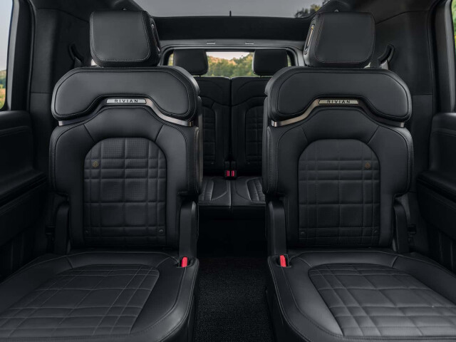 Rivian R1S II photo 209987