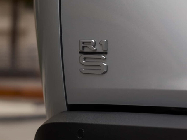 Rivian R1S II photo 209990