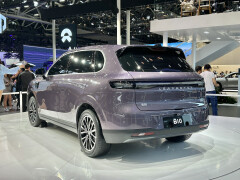 B10 photo #208886