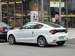S01 photo #209340