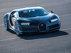 Bugatti Chiron pic