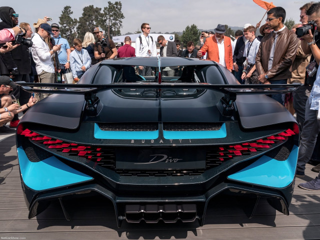 bugatti divo pic #190162