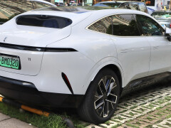 Avatr 11 pic