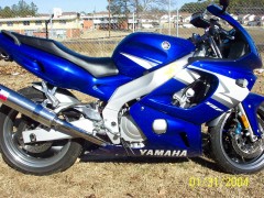Yamaha YZF600R pic