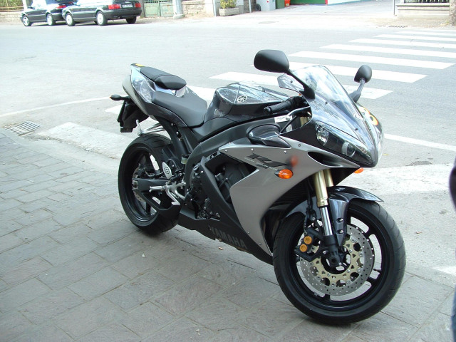 yamaha yzf-r1 pic #21794