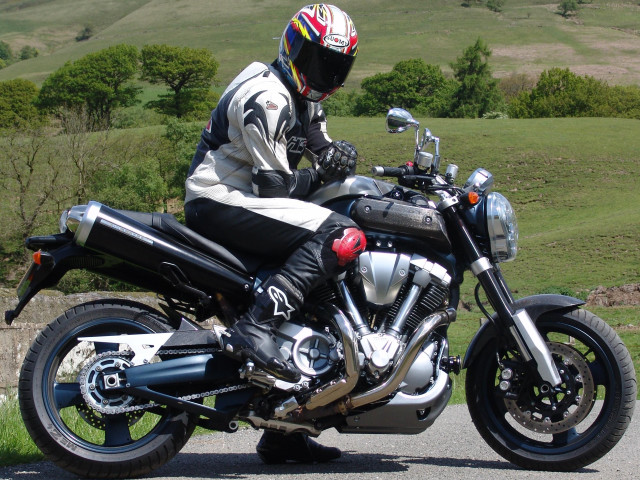 yamaha mt 01 pic #25603