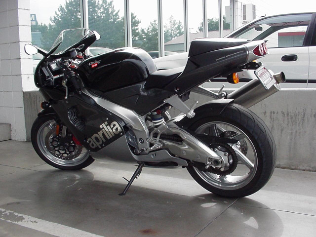 aprilia rsv 1000 mille pic #17014