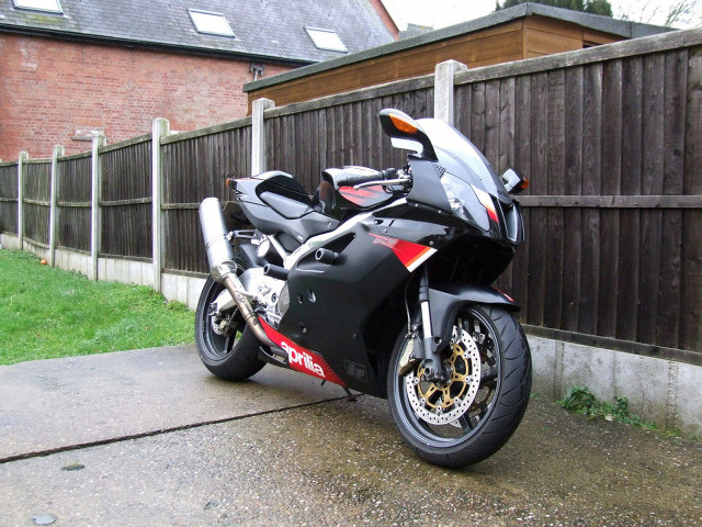 aprilia rsv 1000r mille pic #43369