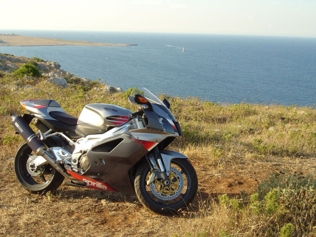 aprilia rsv 1000r mille pic #43370