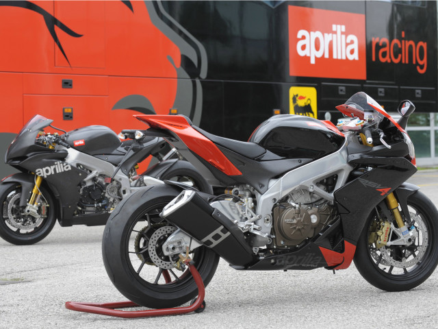 aprilia rsv4 factory pic #65652