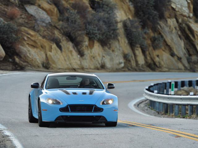 aston martin v12 vantage pic #103381