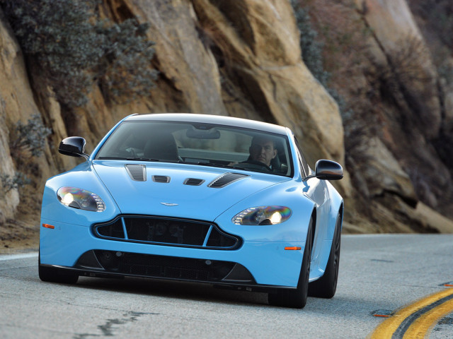 aston martin v12 vantage pic #103385