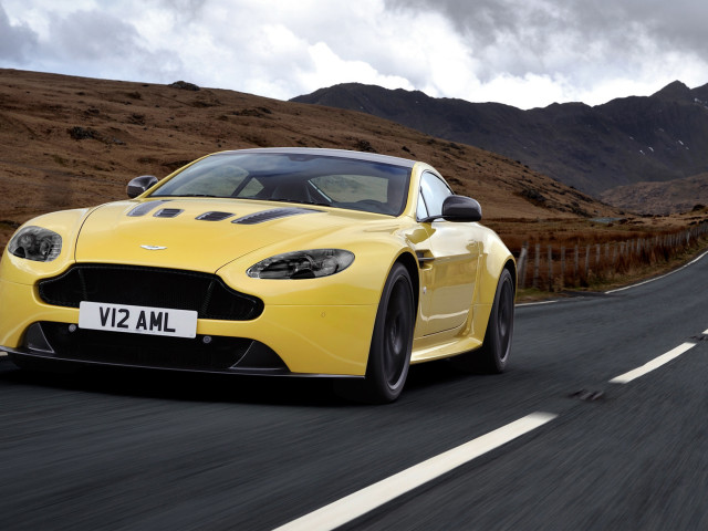 aston martin  v12 vantage s 2014 pic #108155