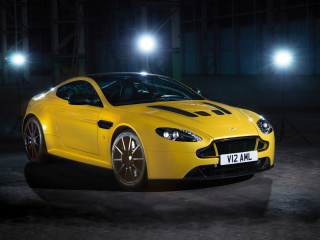 aston martin  v12 vantage s 2014 pic #108175