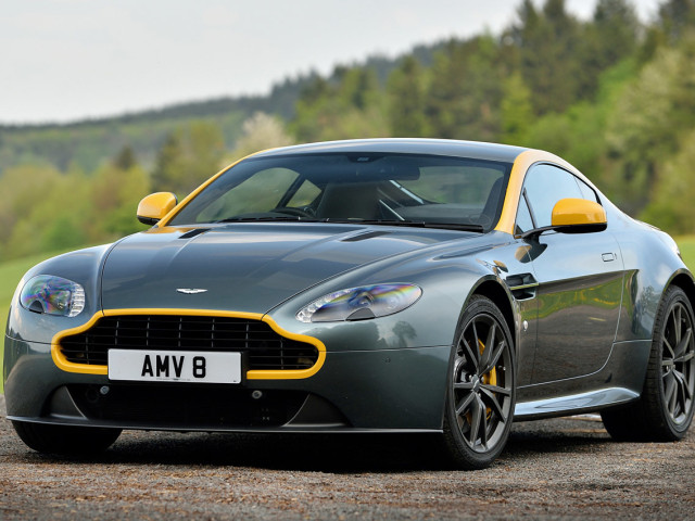 aston martin v8 vantage gt pic #123914