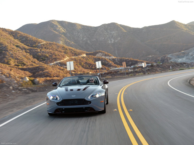 aston martin v12 vantage s roadster pic #131694