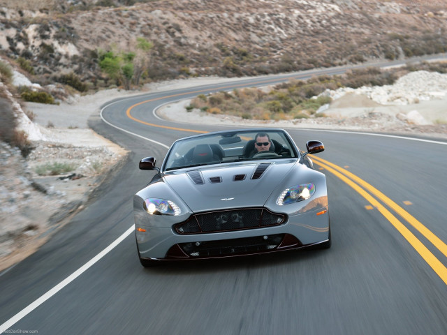 aston martin v12 vantage s roadster pic #131696