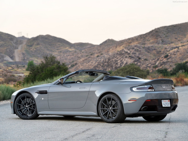 aston martin v12 vantage s roadster pic #131708