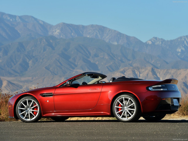 aston martin v12 vantage s roadster pic #131711