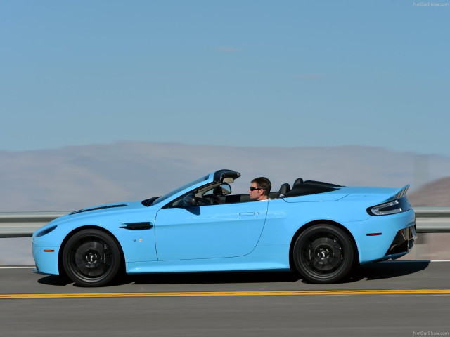 aston martin v12 vantage s roadster pic #131719