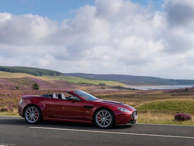 aston martin v12 vantage s roadster pic #131722