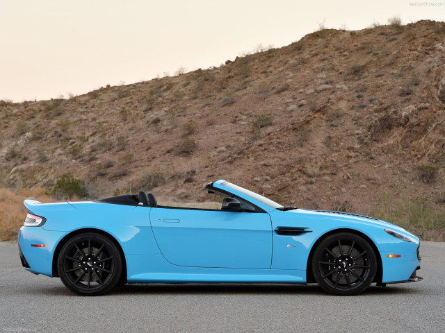 aston martin v12 vantage s roadster pic #131724