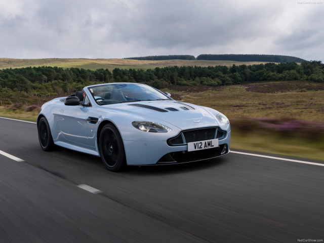 aston martin v12 vantage s roadster pic #131729