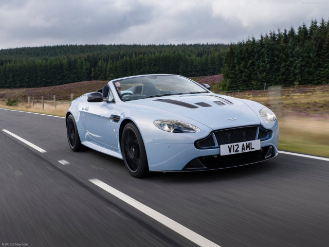 aston martin v12 vantage s roadster pic #131732