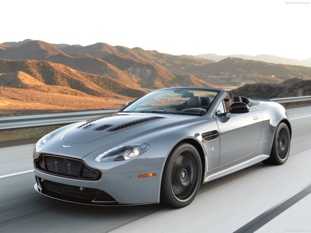 aston martin v12 vantage s roadster pic #131737