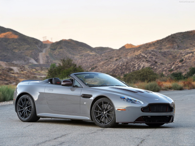 aston martin v12 vantage s roadster pic #131743