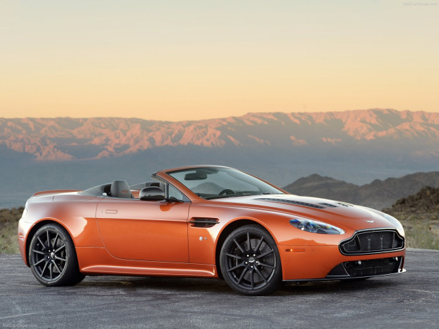 aston martin v12 vantage s roadster pic #131744