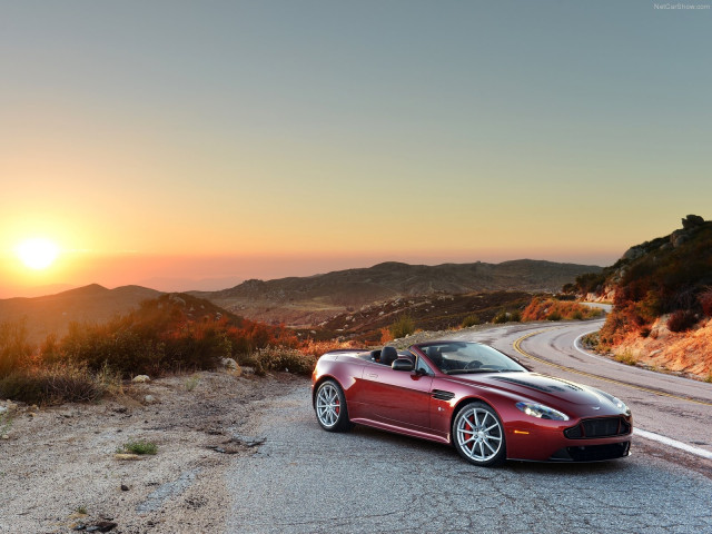 aston martin v12 vantage s roadster pic #131751