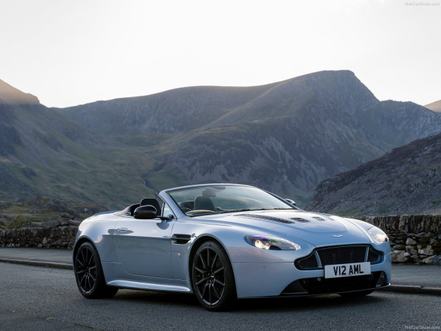 aston martin v12 vantage s roadster pic #131754