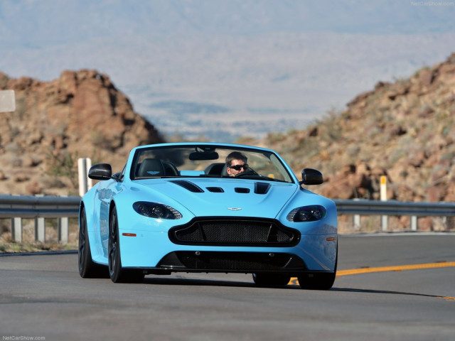 aston martin v12 vantage s roadster pic #131759