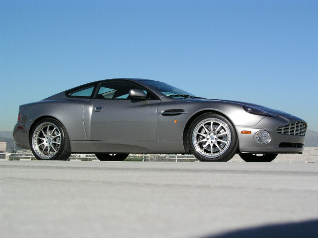 aston martin v12 vanquish pic #13217