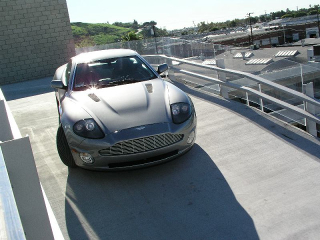 aston martin v12 vanquish pic #13218