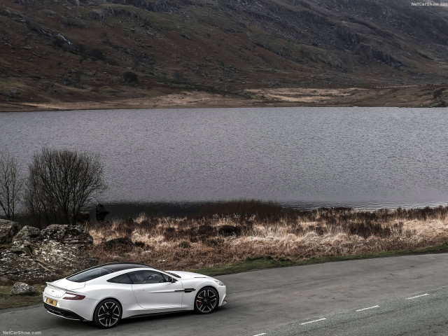 aston martin vanquish carbon white pic #138785