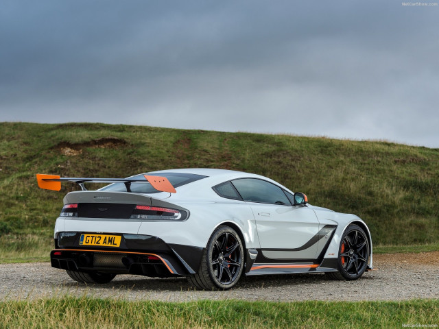 aston martin vantage pic #149550