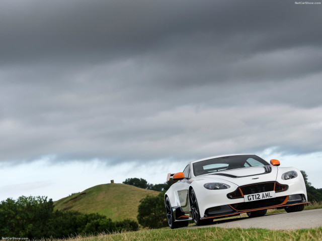 aston martin vantage pic #149564