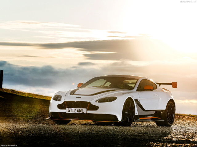 aston martin vantage pic #149572