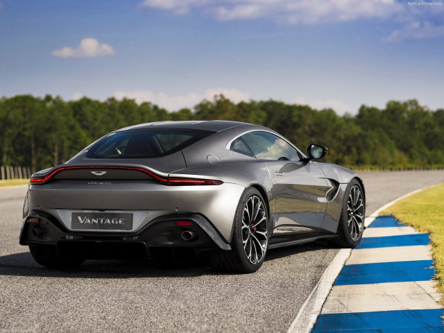 aston martin vantage pic #183641