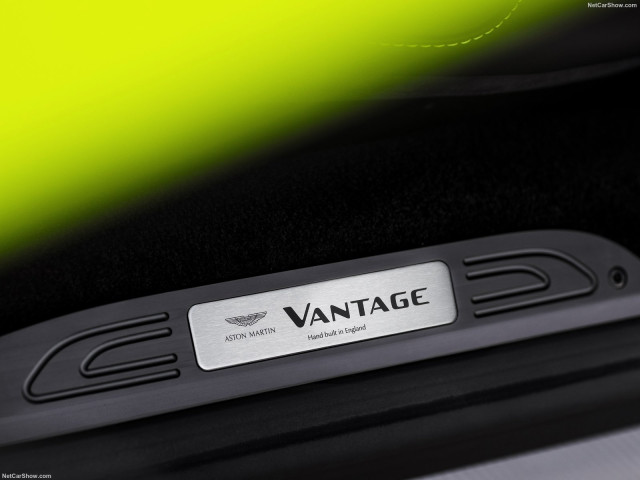 aston martin vantage pic #183654